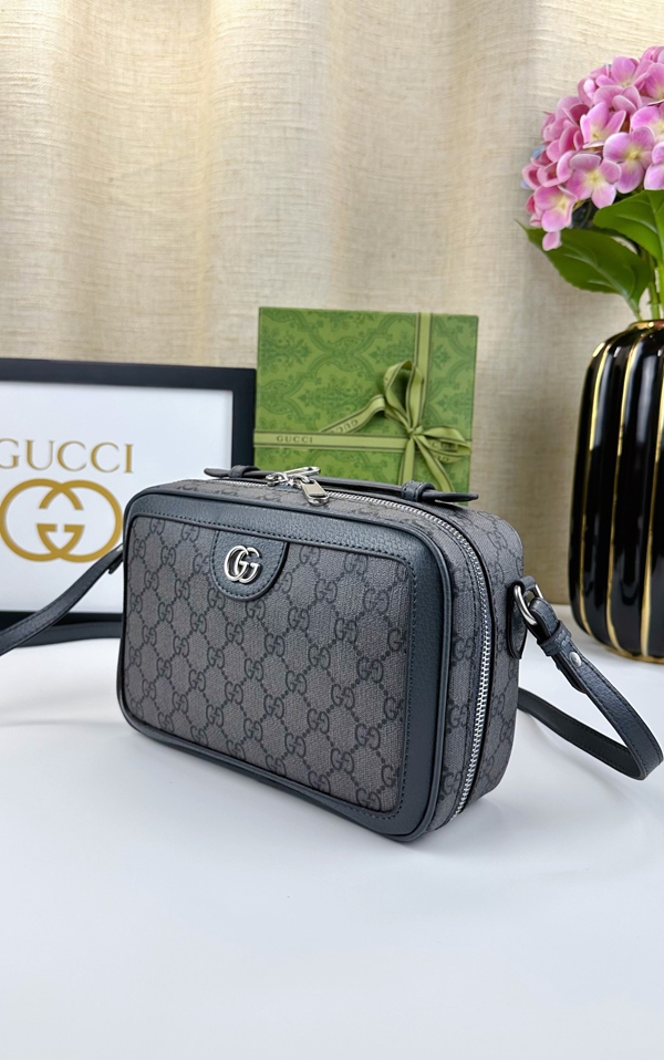 激安グッチバッグコピー側面デザイン